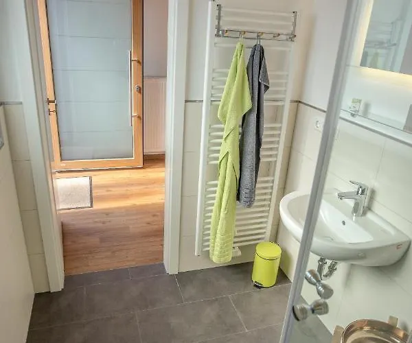 Апартаменты 11/ Terrasse / Innenstadt